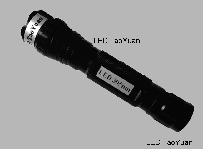 UV LED flashlight 365nm 3W - Click Image to Close